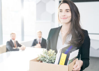 What Benefits Should I Consider When Changing Jobs?